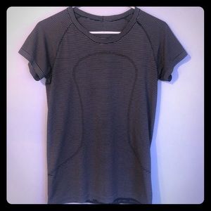 Lululemon Swiftly Tech Short Sleeve Shirt